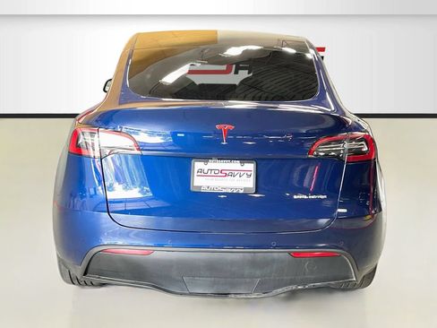 Used 2021 Tesla Model Y Long Range AWD/4WD image 6