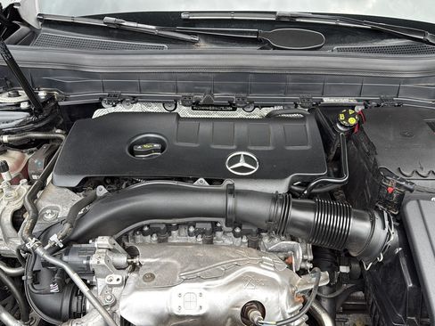 Certified 2022 Mercedes-Benz GLB 250 4MATIC image 23