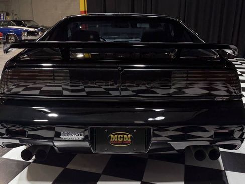 Used 1988 Pontiac Fiero GT image 13