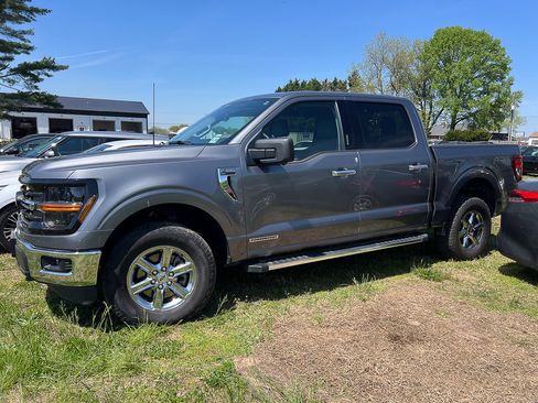 Used 2024 Ford F150 XLT w/ Mobile Office Package AWD/4WD image 2