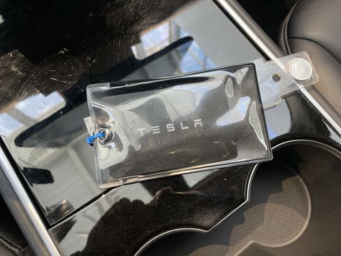 Used 2018 Tesla Model 3 Long Range image 40