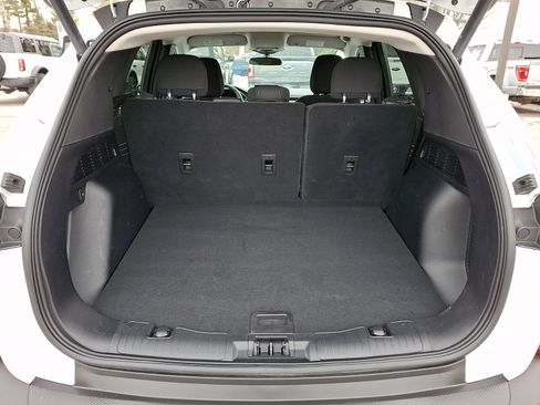 Certified 2023 Ford Escape Active AWD/4WD image 31