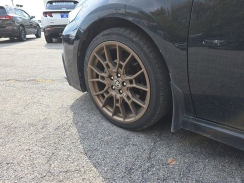 Used 2023 Toyota Camry SE w/ Convenience Package image 9