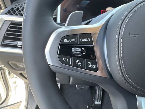 New 2026 BMW X5 xDrive50e w/ Executive Package image 32