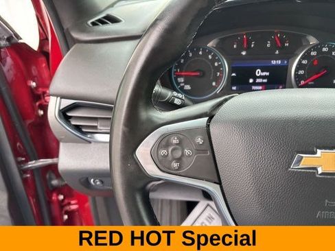 Used 2023 Chevrolet Traverse LT AWD/4WD image 17