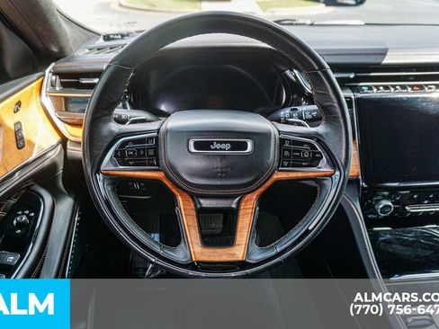 Used 2022 Jeep Grand Cherokee Summit AWD/4WD image 29