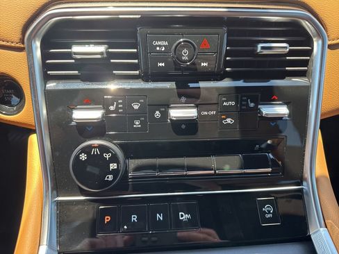 New 2026 Nissan Armada SL w/ Captain's Chari Seat Package RWD image 36