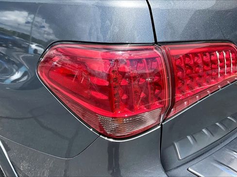 Used 2017 INFINITI QX80 2WD image 26