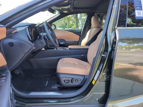 Used 2026 Lexus RX 350h w/ Convenience Package AWD/4WD image 16