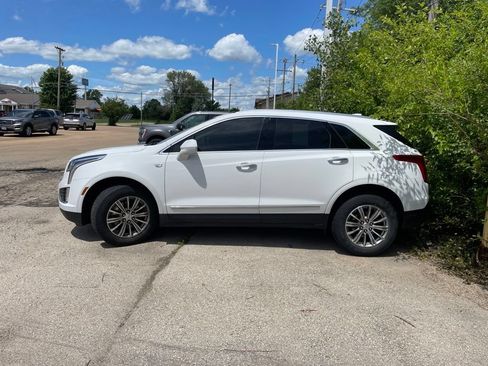 Used 2019 Cadillac XT5 Luxury FWD image 3