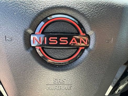 Used 2025 Nissan Frontier PRO-4X AWD/4WD image 25