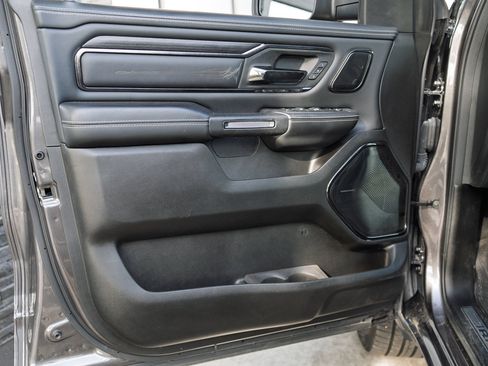 Used 2023 RAM 1500 Limited AWD/4WD image 16