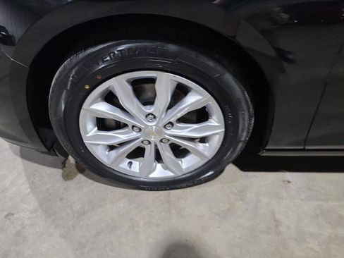 Used 2020 Chevrolet Malibu LT FWD image 21