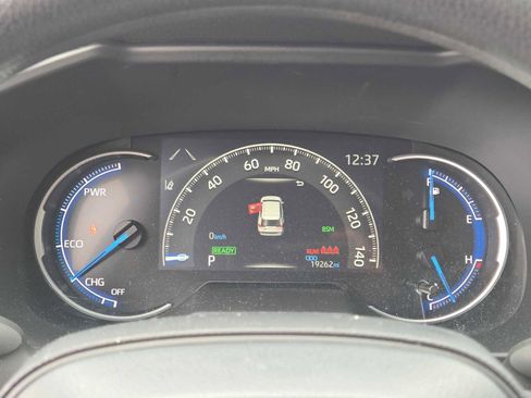 Used 2024 Toyota RAV4 LE image 24