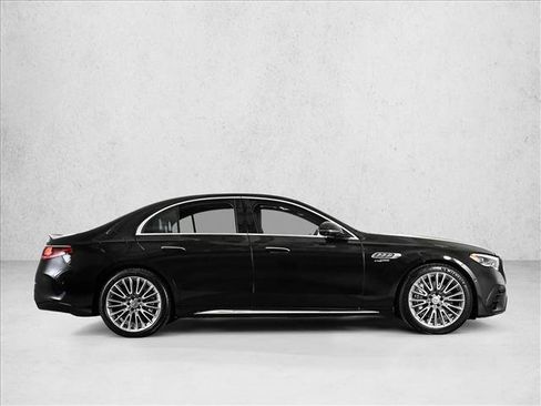 Used 2025 Mercedes-Benz E 53 AMG e 4MATIC Sedan w/ Driver Assistance Package image 4