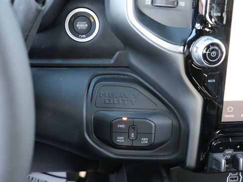 New 2025 RAM 2500 Laramie w/ Towing Technology Group image 24