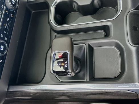 Used 2023 Chevrolet Silverado 1500 LTZ w/ LTZ Convenience Package II RWD image 17