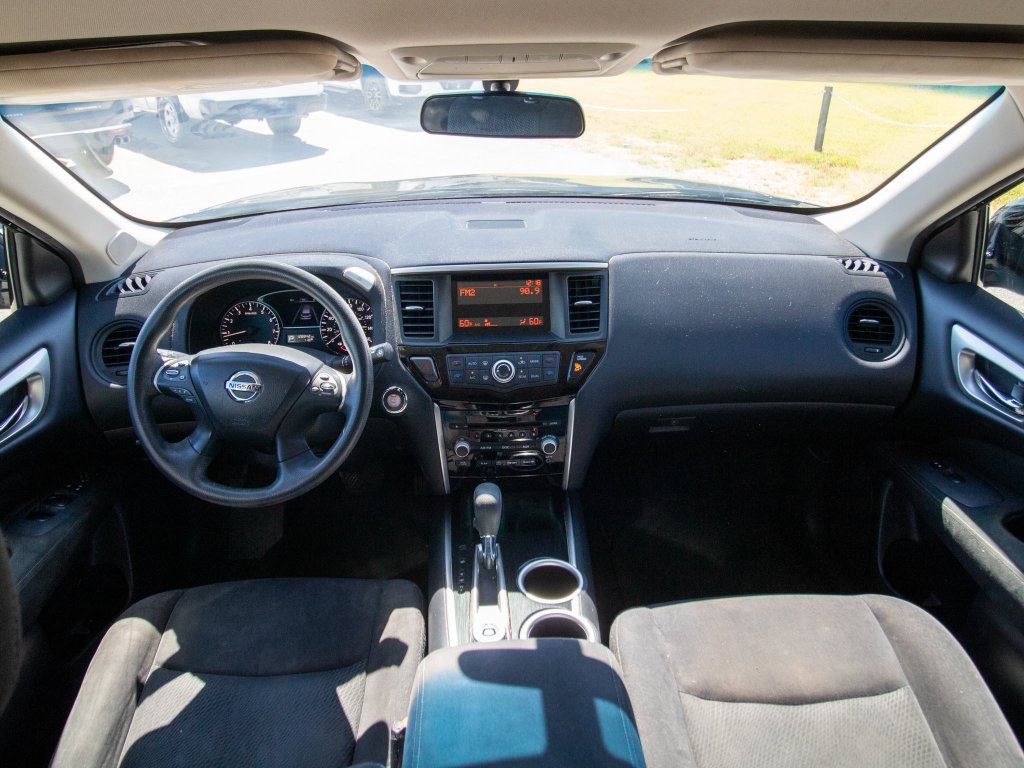 Used 2015 Nissan Pathfinder S FWD image 22