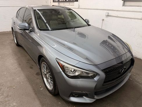 Used 2016 INFINITI Q50 3.0t Premium w/ Driver Assistance Package RWD image 7