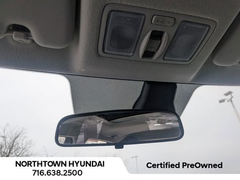 Certified 2023 Hyundai Venue SEL w/ Cargo Package image 22