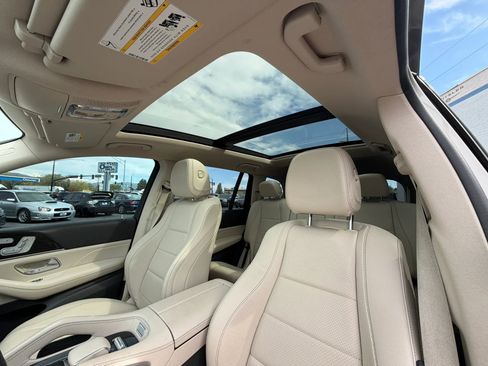 Used 2020 Mercedes-Benz GLS 450 4MATIC image 31