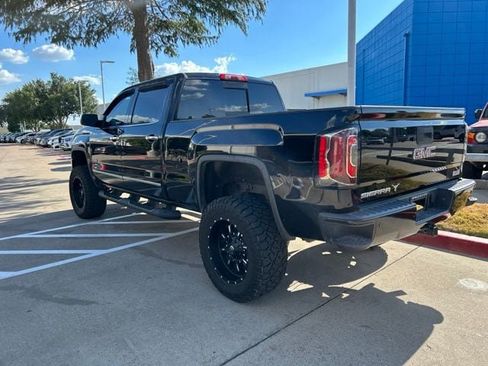 Used 2016 GMC Sierra 1500 SLT w/ All-Terrain Package AWD/4WD image 9