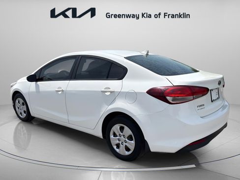 Used 2017 Kia Forte LX FWD image 5