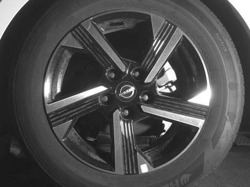 Used 2025 Nissan Sentra SV image 14