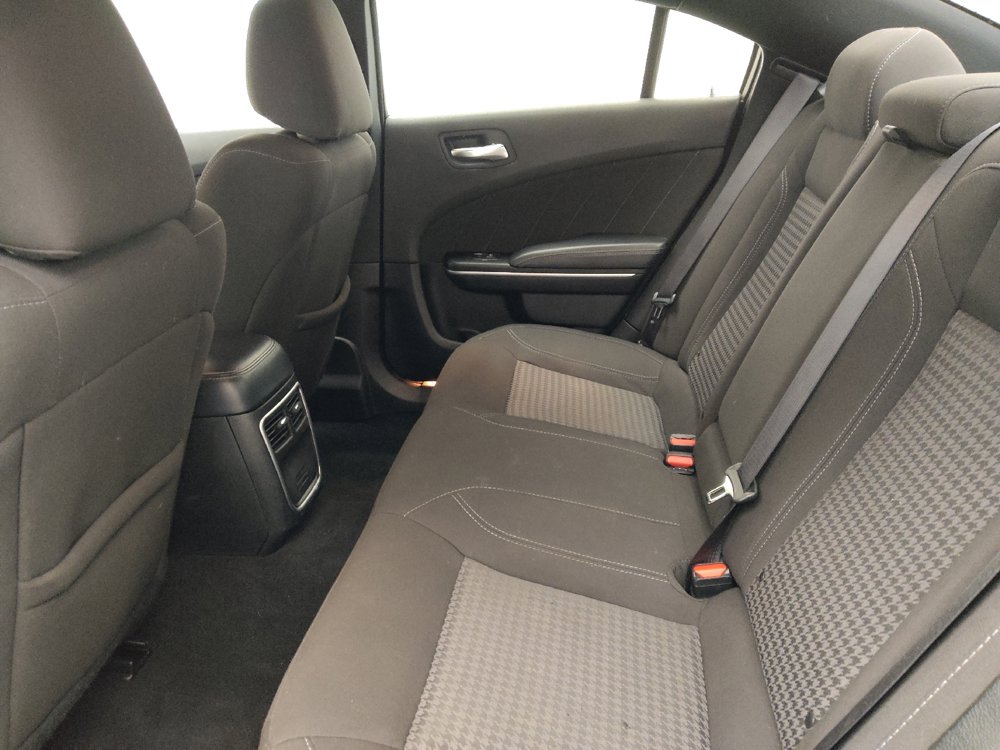 Used 2023 Dodge Charger SXT RWD image 18