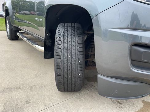 Used 2015 Chevrolet Colorado LT RWD image 18