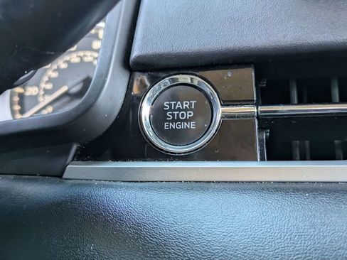 Used 2022 Mitsubishi Outlander SEL FWD image 29