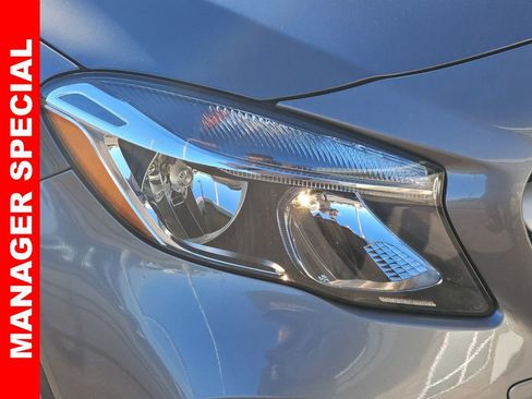 Used 2018 Mercedes-Benz GLA 250 image 37