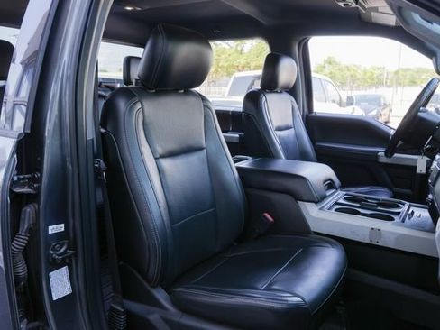 Used 2018 Ford F350 Lariat w/ Chrome Package AWD/4WD image 32