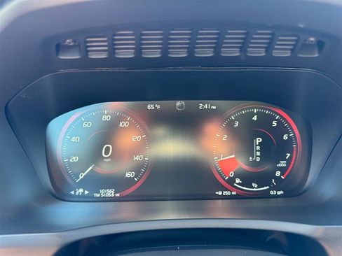 Used 2019 Volvo XC90 T6 Momentum w/ Advanced Package AWD/4WD image 14