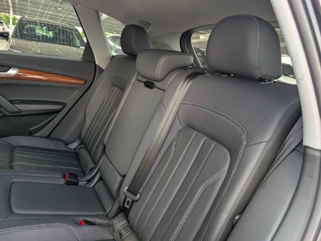 Used 2023 Audi Q5 2.0T Premium Plus AWD/4WD image 26