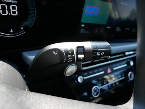 Certified 2026 Hyundai Sonata SE FWD image 30