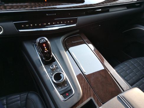 Used 2023 Cadillac Escalade Sport Platinum w/ LPO, ONYX Package image 19