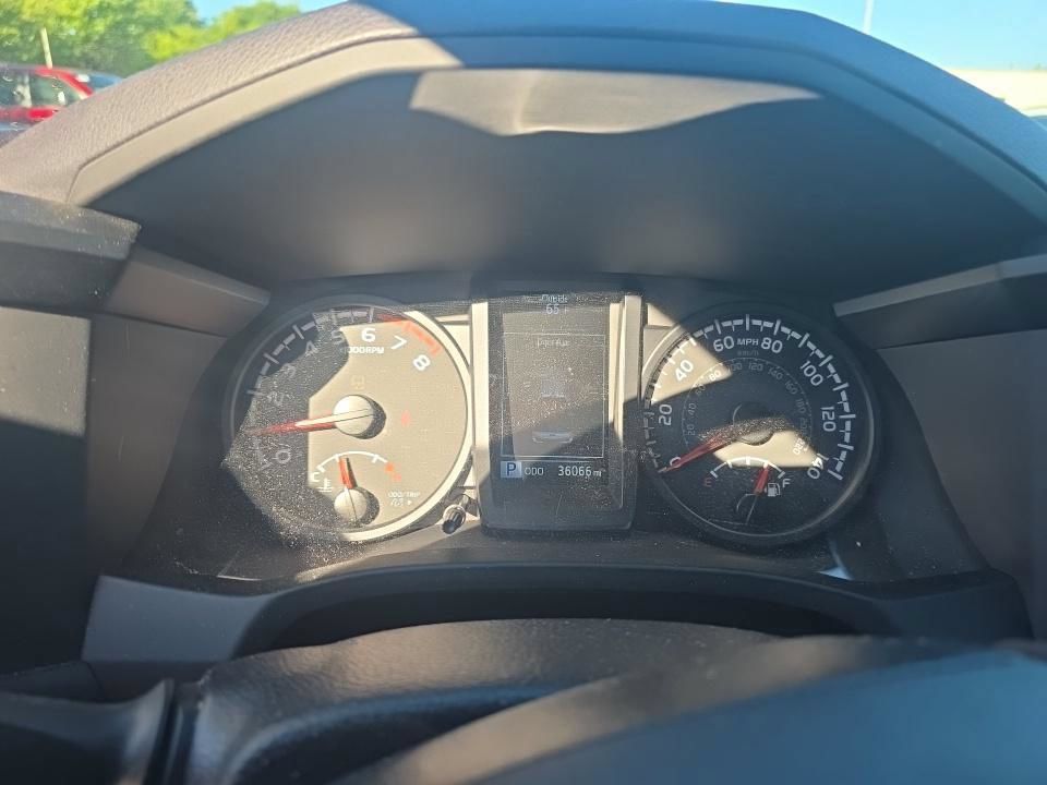 Used 2023 Toyota Tacoma SR AWD/4WD image 14