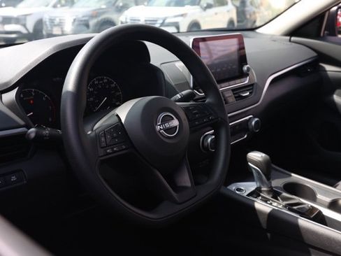 New 2025 Nissan Altima 2.5 S image 15