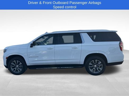 Used 2022 Chevrolet Suburban LT w/ Luxury Package image 10