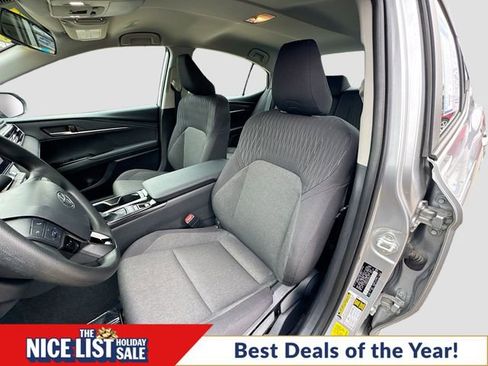 Used 2025 Toyota Camry LE image 20