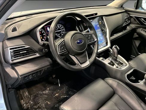 Used 2024 Subaru Outback Limited image 12