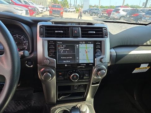 Used 2022 Toyota 4Runner SR5 Premium w/ Moonroof Package AWD/4WD image 18