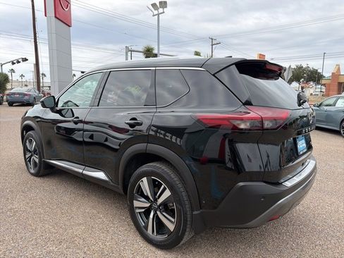 Certified 2023 Nissan Rogue SL w/ SL Premium Package image 5