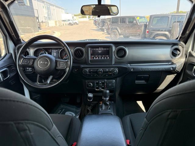 Used 2022 Jeep Wrangler Unlimited Sport AWD/4WD image 13