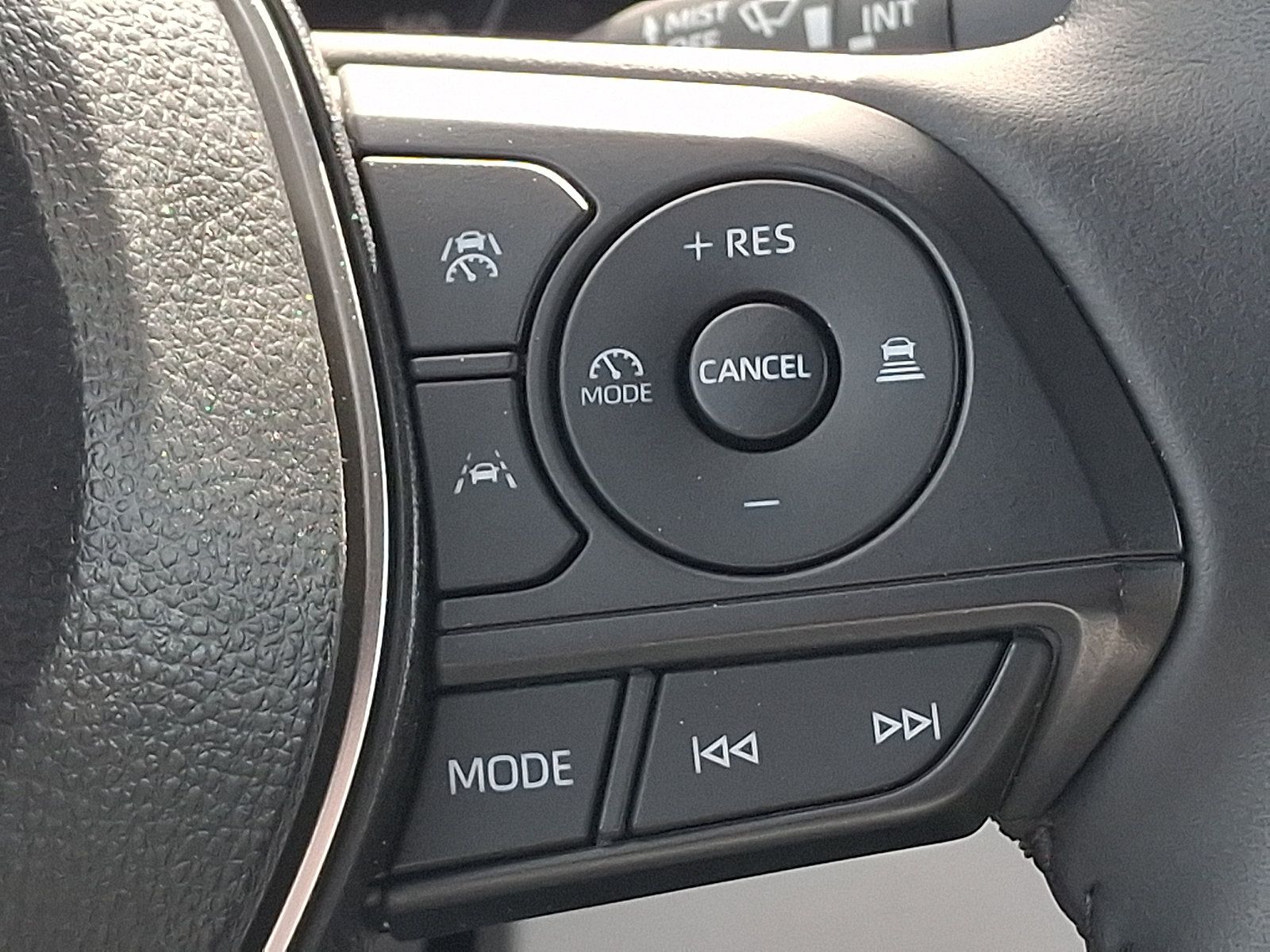 Certified 2026 Toyota Corolla SE w/ SE Package FWD image 22