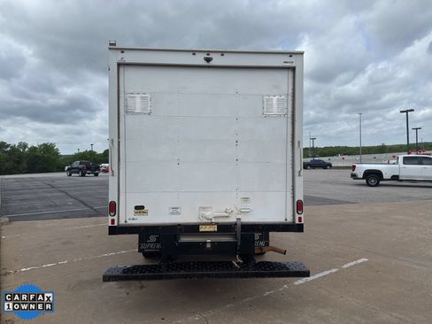 Used 2020 Chevrolet Express 3500 RWD image 4