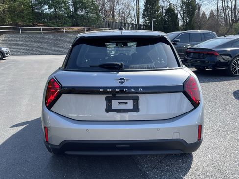 Used 2026 MINI Cooper 4-Door Hardtop FWD image 6
