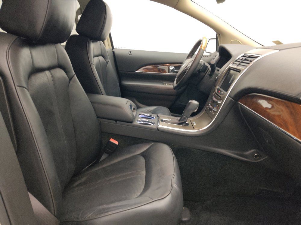 Used 2014 Lincoln MKX FWD w/ Equipment Group 101A image 21