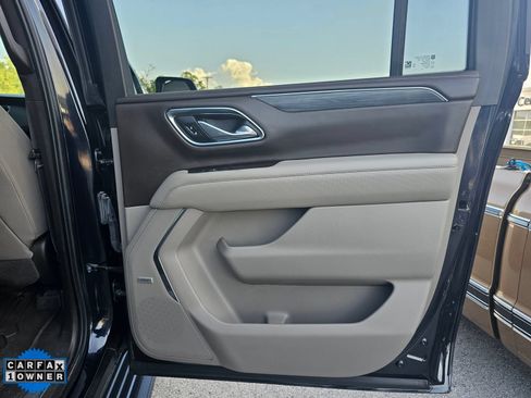 Used 2022 GMC Yukon XL SLT w/ SLT Luxury Package AWD/4WD image 34
